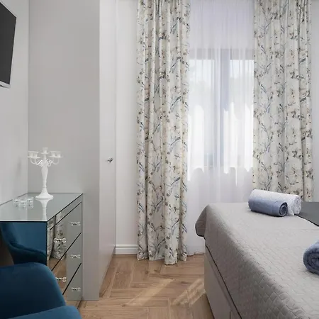 Lorena Dalmacija Villa *